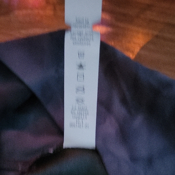 lululemon athletica Dark Gray Cropped Pants - Picture 3 of 7